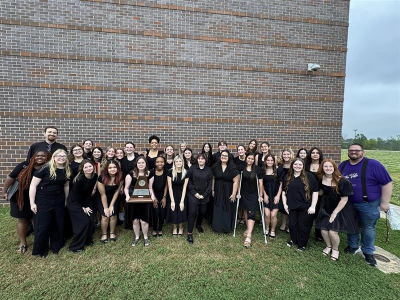 WHITEHOUSE, Texas — The Hallsville High School choir program delivered outstanding performances at the annual UIL Concert and Sightreading Contest, held April 1–2 in Whitehouse. The Non-Varsity Treble Choir earned straight Division I ratings for their concert performance, a notable accomplishment f